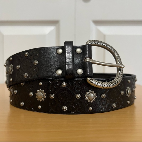 Fossil Accessories - Fossil Black Leather Belt Artsy Metal Floral Stud Detail Women’s Medium